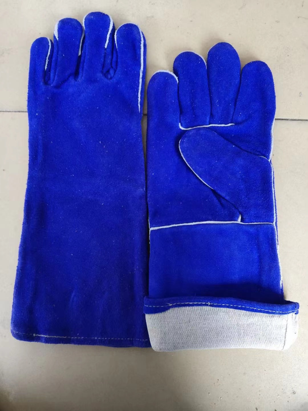 -AQ64 leather gloves