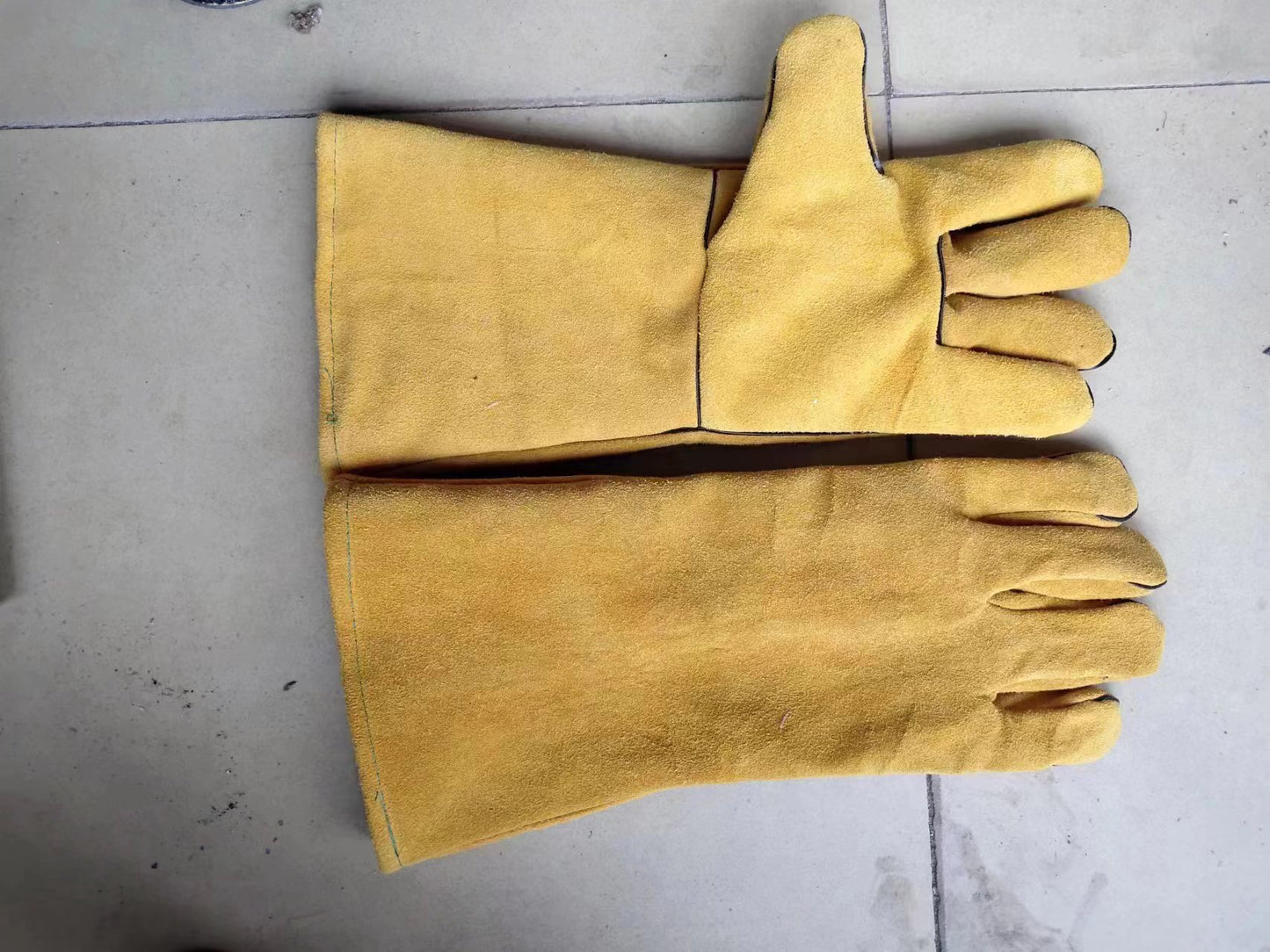 -AQ26 leather gloves